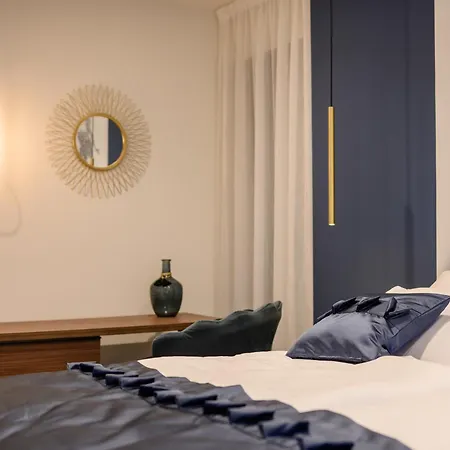 Carlotta فيلة Vižinada